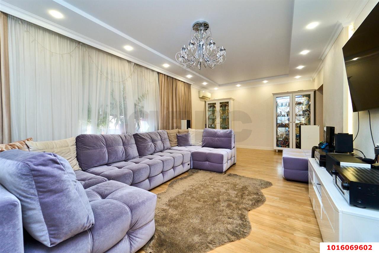 Фото №5: 4-комнатная квартира 138 м² - Краснодар, Карасунский внутригородской округ, мкр. Камвольно-суконный Комбинат, ул. Камвольная, 3