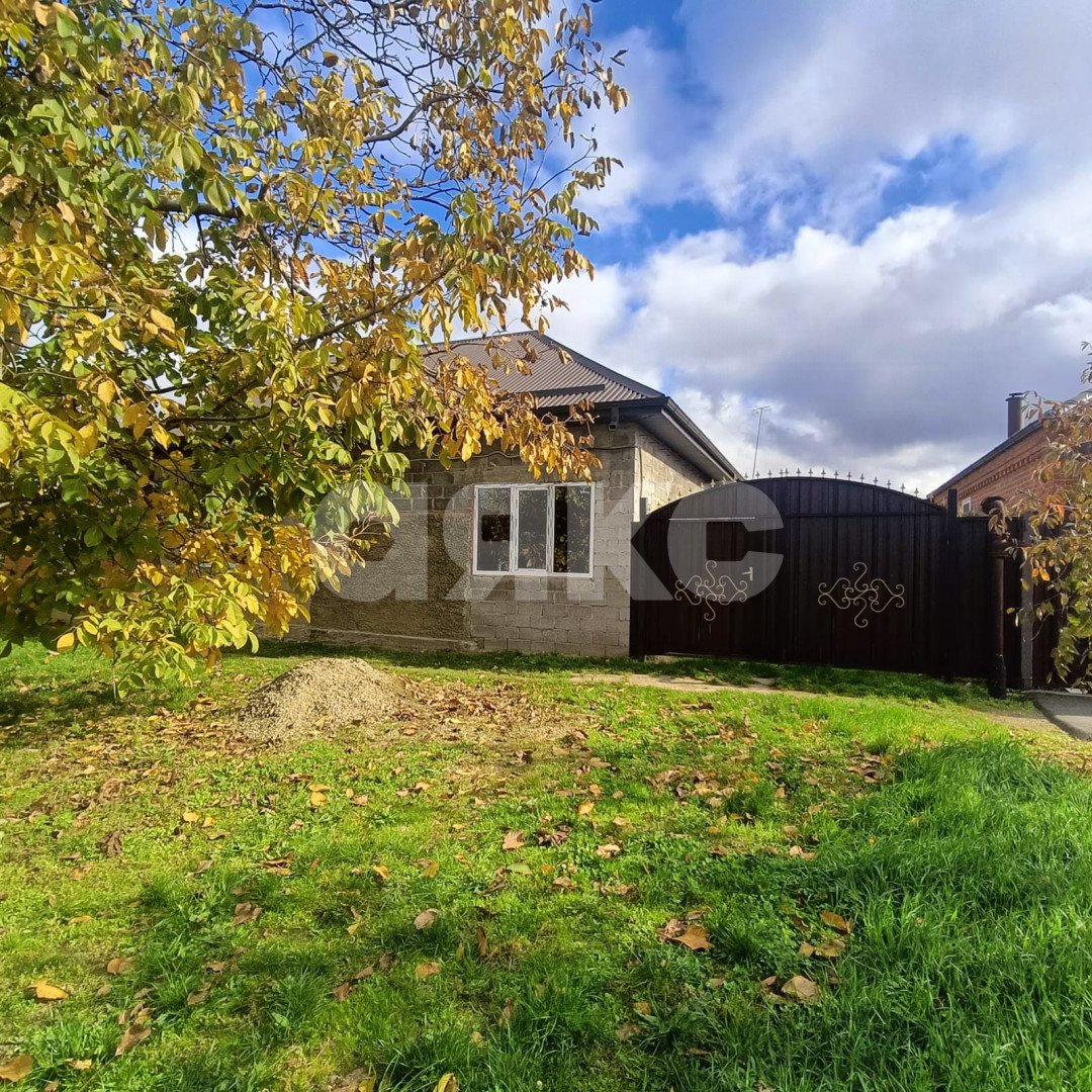 Фото №1: Дом 87 м² + 2.79 сот. - Майкоп, мкр. Кондитерской Фабрики, ул. Подгорная, 282