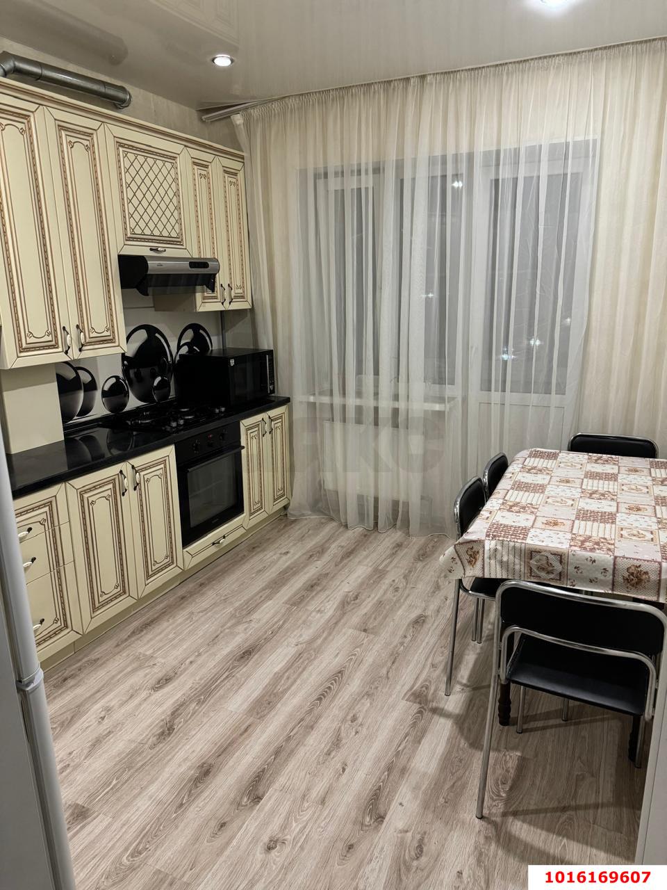 Фото №1: 1-комнатная квартира 39 м² - Краснодарский, мкр. Прикубанский внутригородской округ, 64