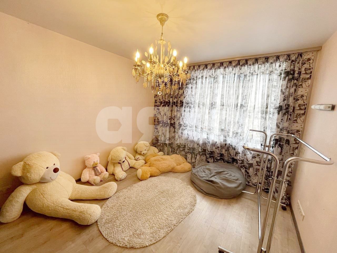 Фото №3: 3-комнатная квартира 90 м² - Симферополь, Киевский, мкр. квартал Свобода, пр-кт Победы, 211Е