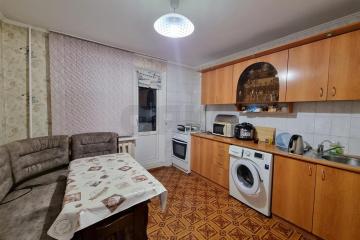 Фото №1: 1-комнатная квартира 42 м² - Краснодар, мкр. Юбилейный, ул. Думенко, 4