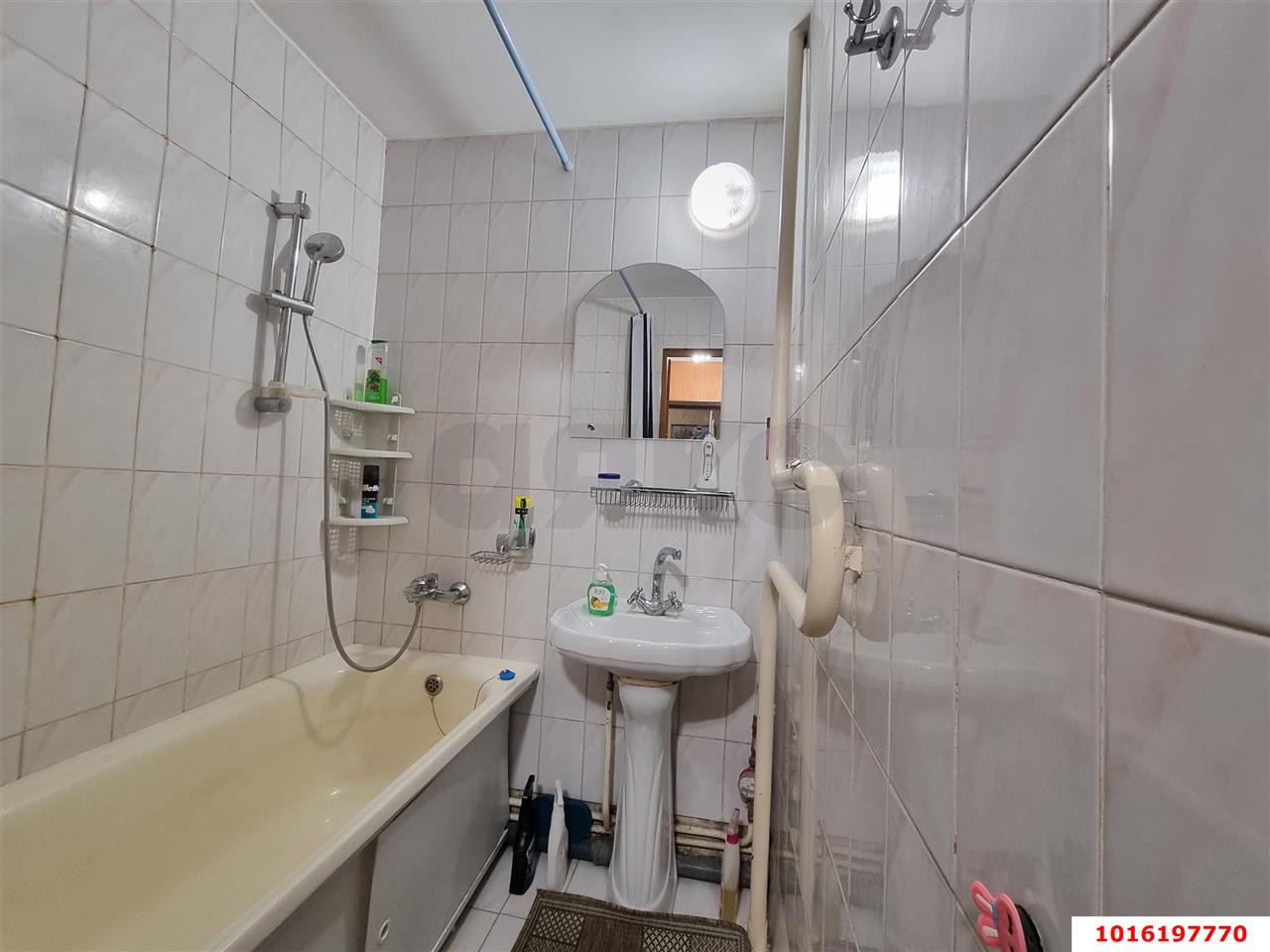 Фото №7: 1-комнатная квартира 42 м² - Краснодар, Западный внутригородской округ, мкр. Юбилейный, ул. Думенко, 4