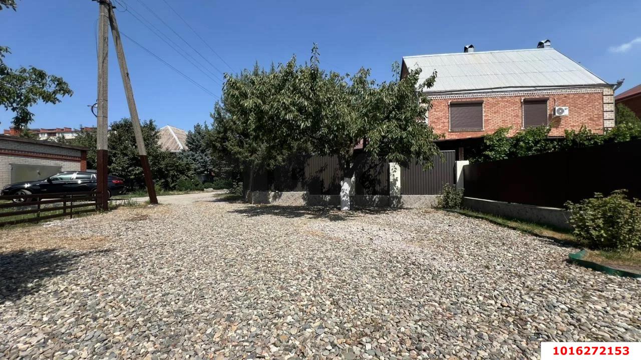 Фото №1: Дом 192 м² + 4.14 сот. - Краснодар, Прикубанский внутригородской округ, Калинино, мкр. Завод Радиоизмерительных Приборов, б-р Интернациональный, 93