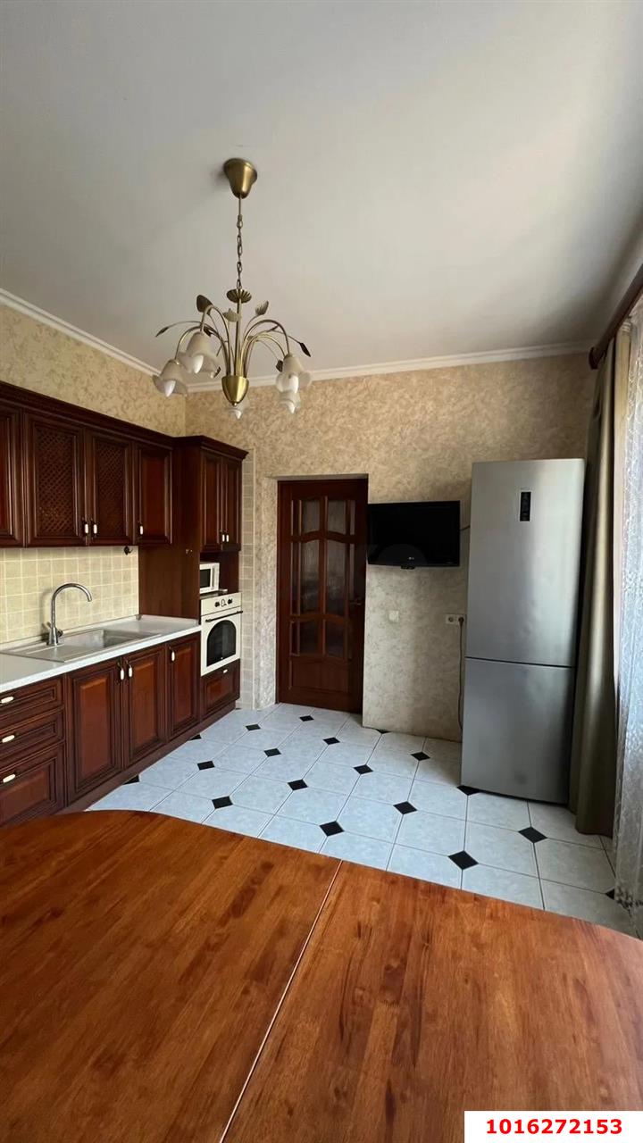 Фото №16: Дом 192 м² + 4.14 сот. - Краснодар, Прикубанский внутригородской округ, Калинино, мкр. Завод Радиоизмерительных Приборов, б-р Интернациональный, 93