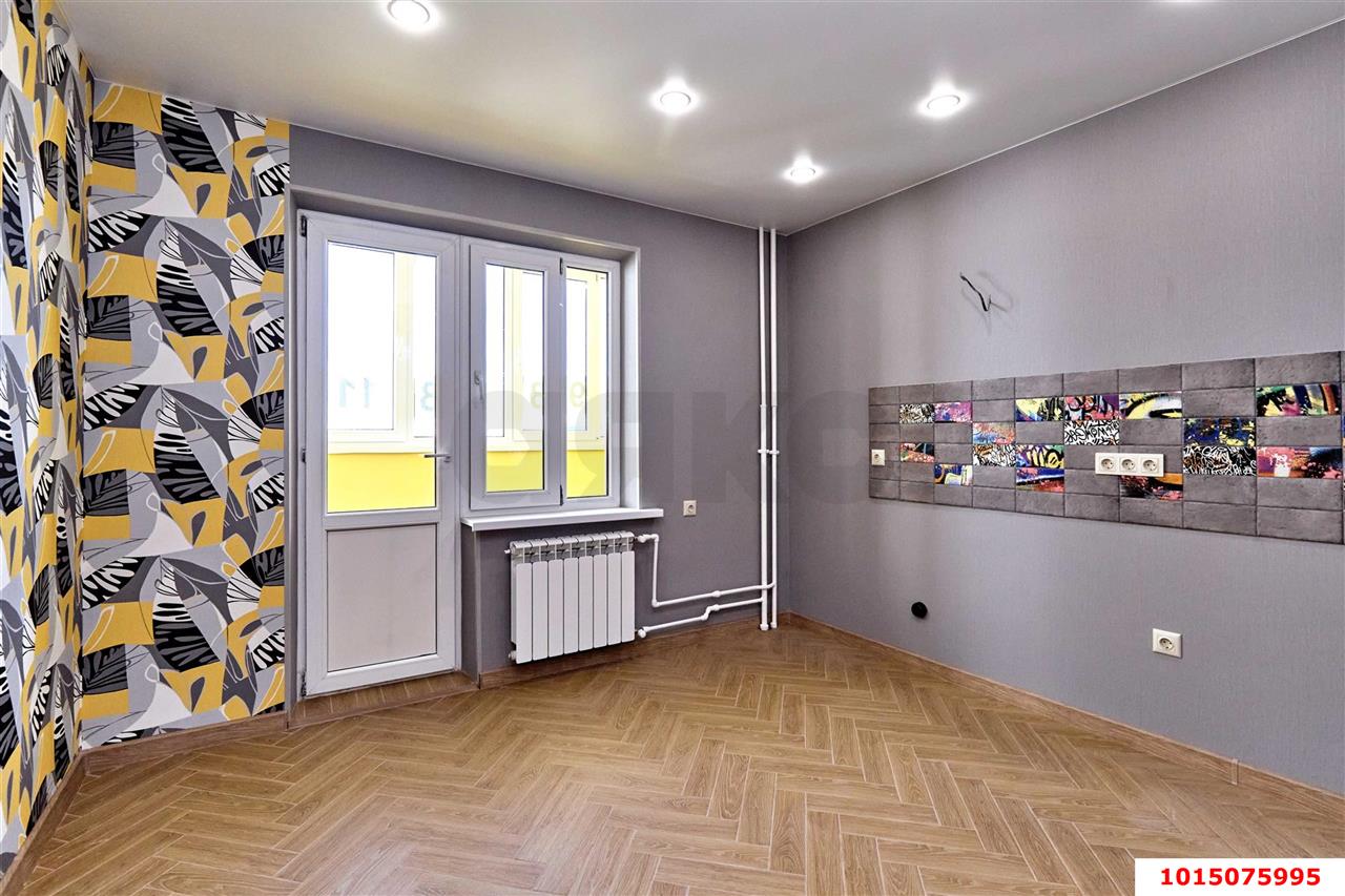 Фото №1: 1-комнатная квартира 41 м² - Краснодар, Карасунский внутригородской округ, мкр. Комсомольский, ул. 30-й Иркутской Дивизии, 3