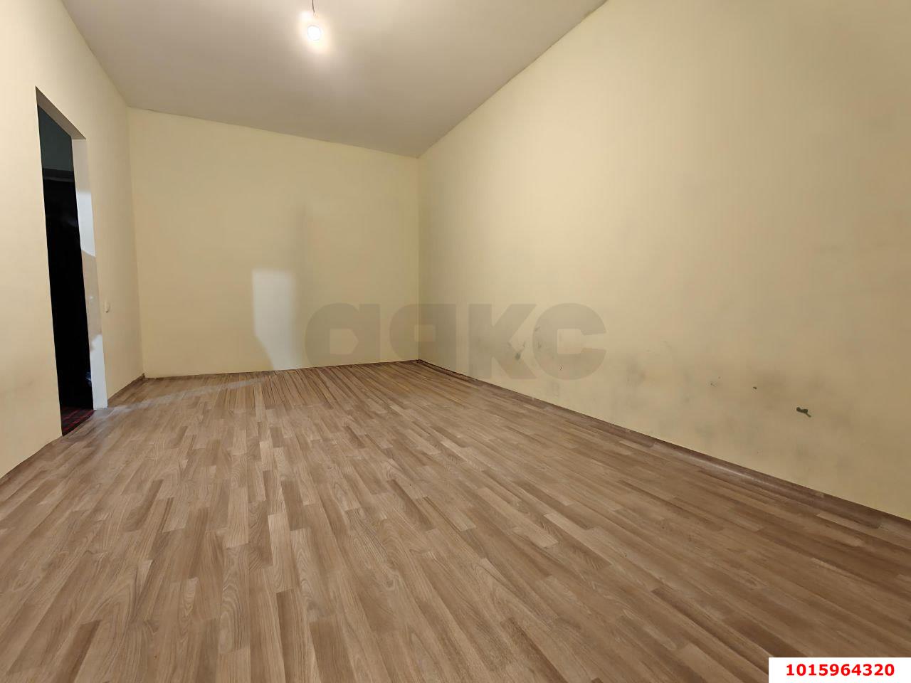 Фото №2: 1-комнатная квартира 41 м² - Краснодар, Прикубанский внутригородской округ, Завод Радиоизмерительных Приборов, п. Калинино, пер. Гаражный, 12/4