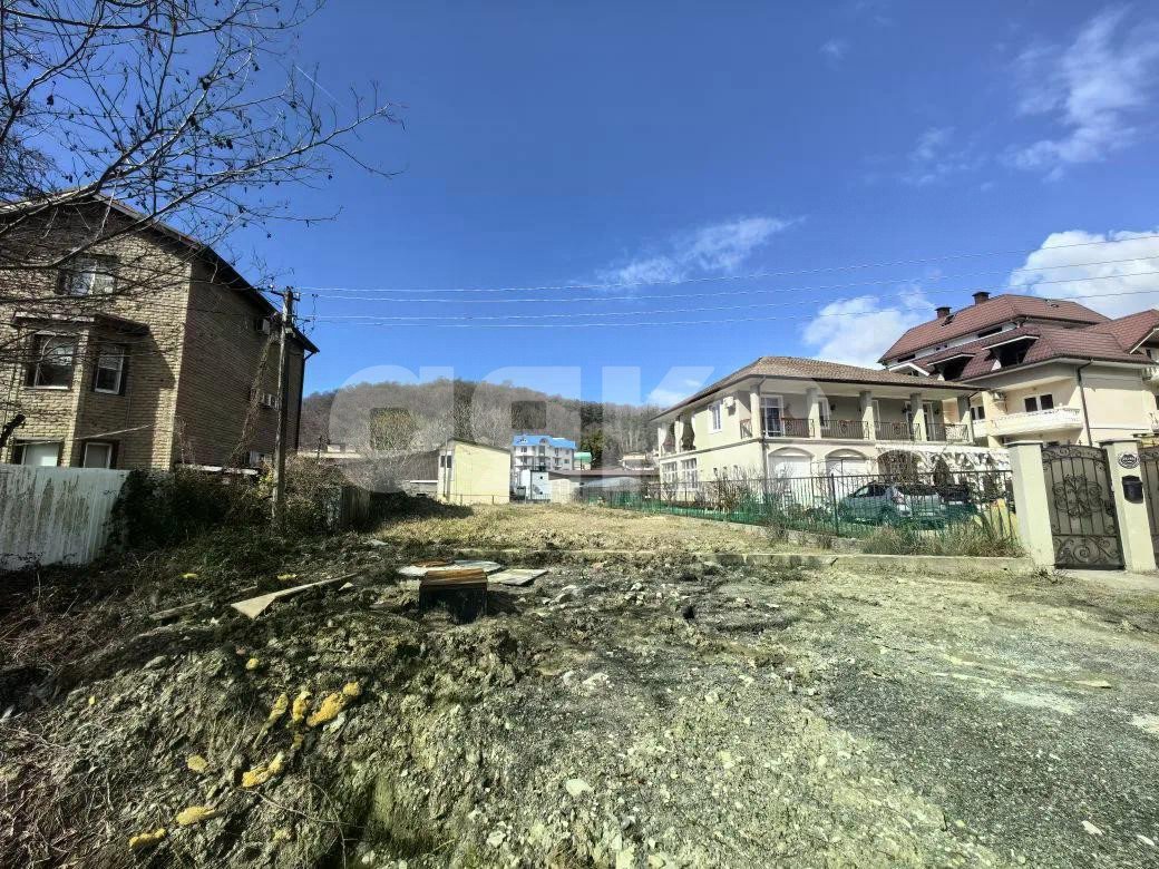 Фото №3: Земельный участок под ИЖС 5.02 сот. - Сочи, р. Центральный, ул. площадь Флага