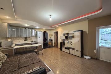 Фото №1: 3-комнатная квартира 65 м² - Волковка, р. Лазаревский, ул. Космическая, 1/3