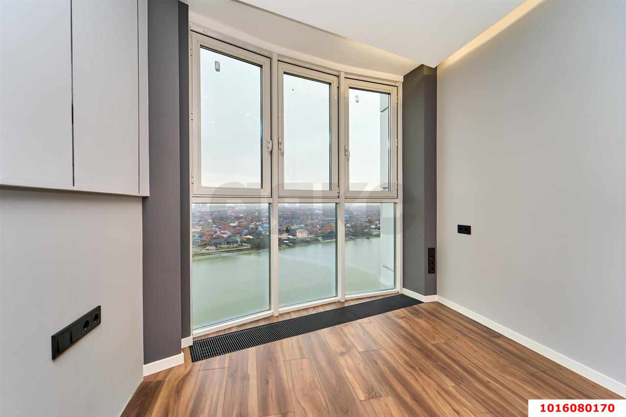 Фото №1: 2-комнатная квартира 64 м² - Краснодар, Западный внутригородской округ, Кожзавод, мкр. жилой комплекс Резиденция, ул. Кожевенная, 22