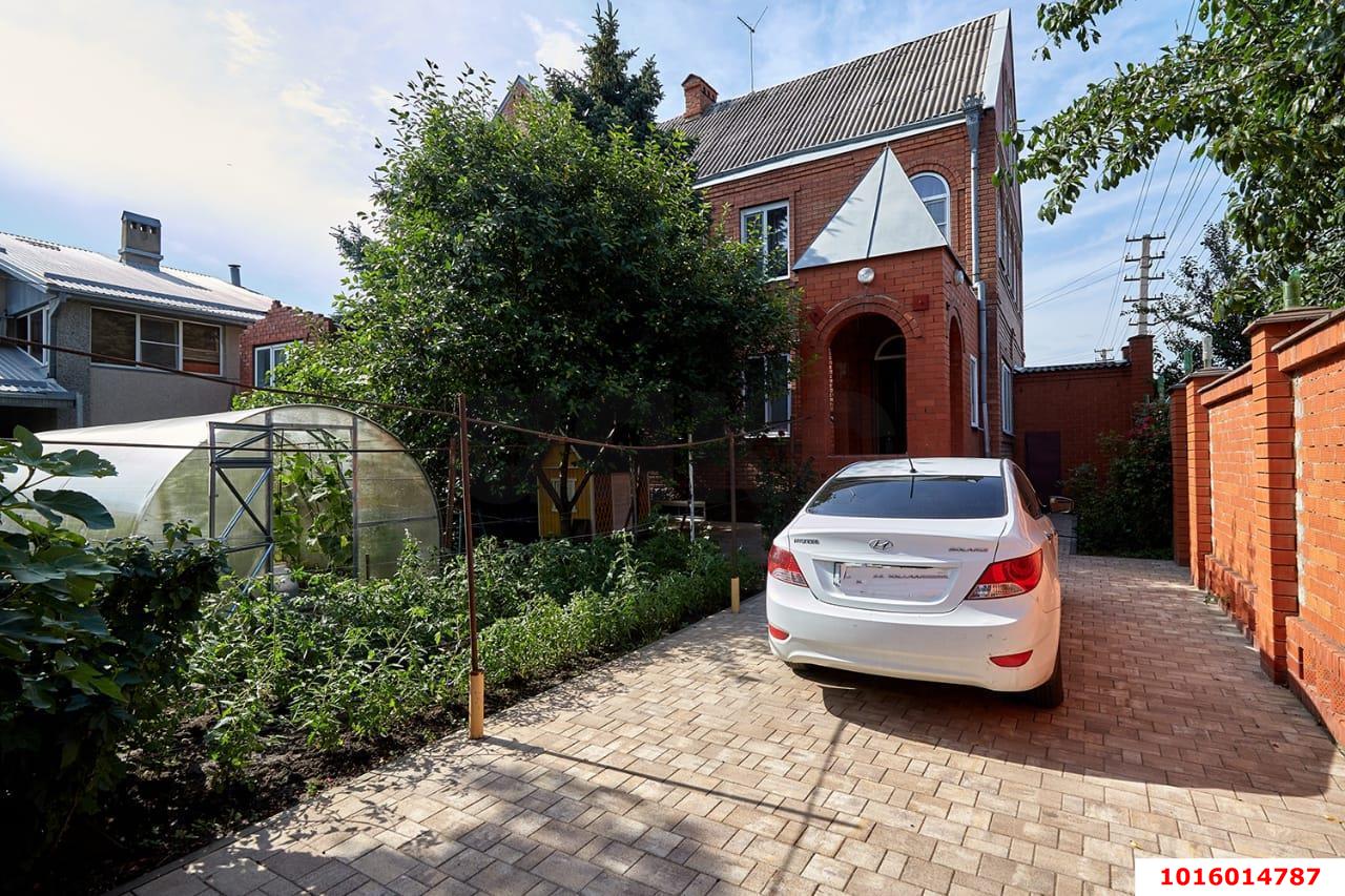 Фото №10: Дом 183 м² + 2.5 сот. - Краснодар, б-р Строителей, 79