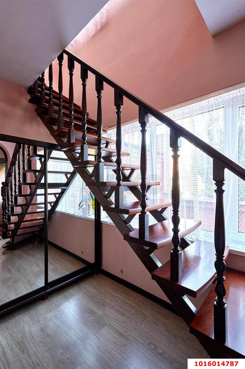 Фото №8: Дом 183 м² + 2.5 сот. - Краснодар, б-р Строителей, 79