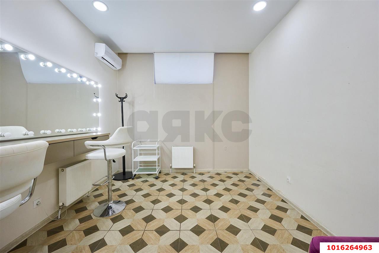 Фото №5: Коммерция 26 м² - Краснодар, Прикубанский внутригородской округ, Фестивальный, Солнечный, мкр. ЖК Солнечный Парк, ул. имени Симиренко, 37к3