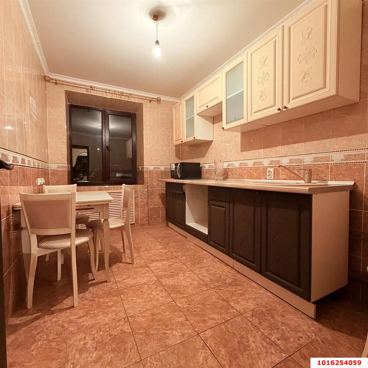 Фото №2: 2-комнатная квартира 56 м² - Адыгейск, ул. Горького, 29