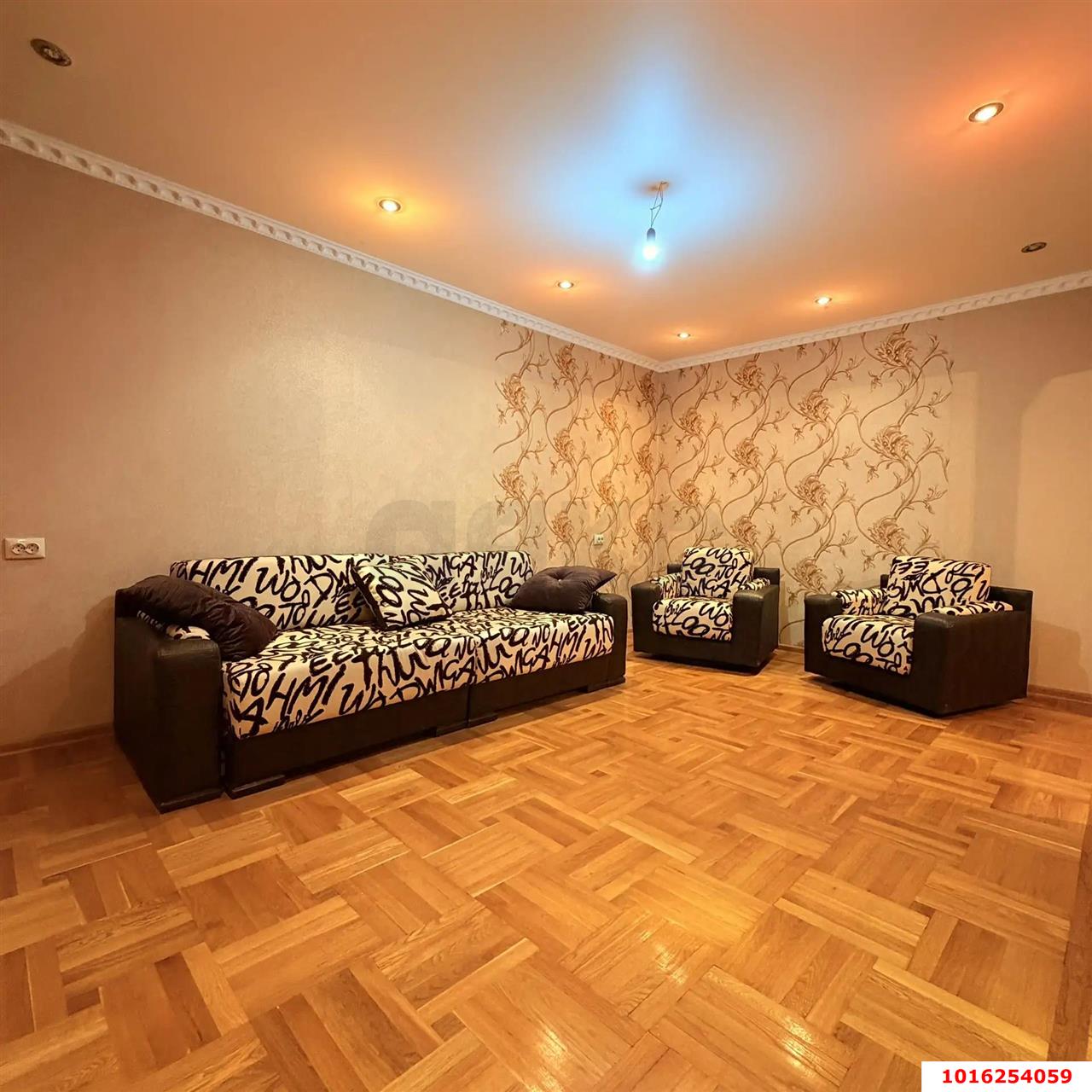 Фото №1: 2-комнатная квартира 56 м² - Адыгейск, ул. Горького, 29