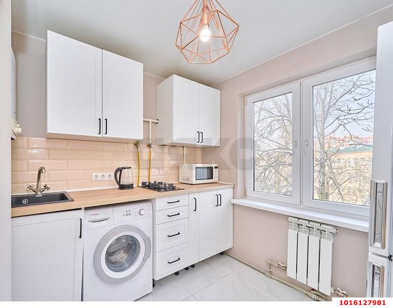 Фото №1: 1-комнатная квартира 34 м² - Краснодар, Карасунский внутригородской округ, Центральный внутригородской округ, мкр. Черёмушки, ул. 2-я Пятилетка, 5