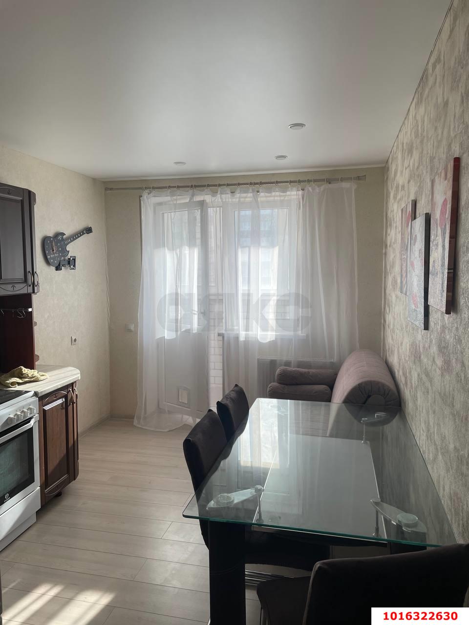 Фото №3: 1-комнатная квартира 44 м² - Краснодар, Прикубанский внутригородской округ, ЖК Три Кита, имени Петра Метальникова, Завод Радиоизмерительных Приборов, мкр. жилой комплекс Три Кита, ул. Московская, 131к2