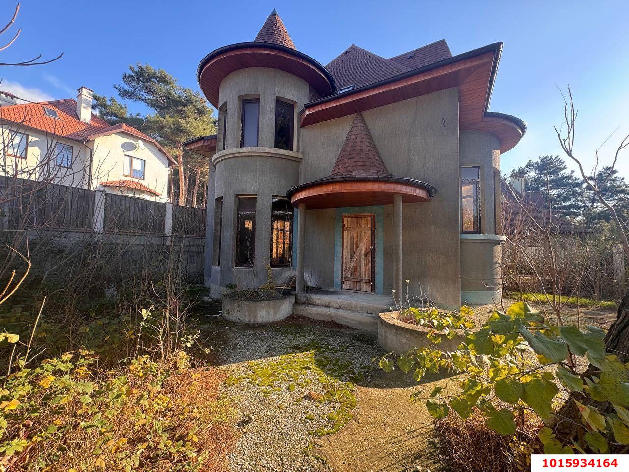 Фото №1: Дом 179 м² + 5.5 сот. - Геленджик, мкр. Магнолия, ул. Красивая, 8