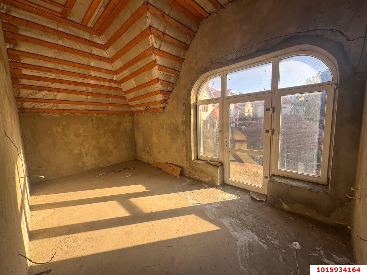 Фото №7: Дом 179 м² + 5.5 сот. - Геленджик, мкр. Магнолия, ул. Красивая, 8