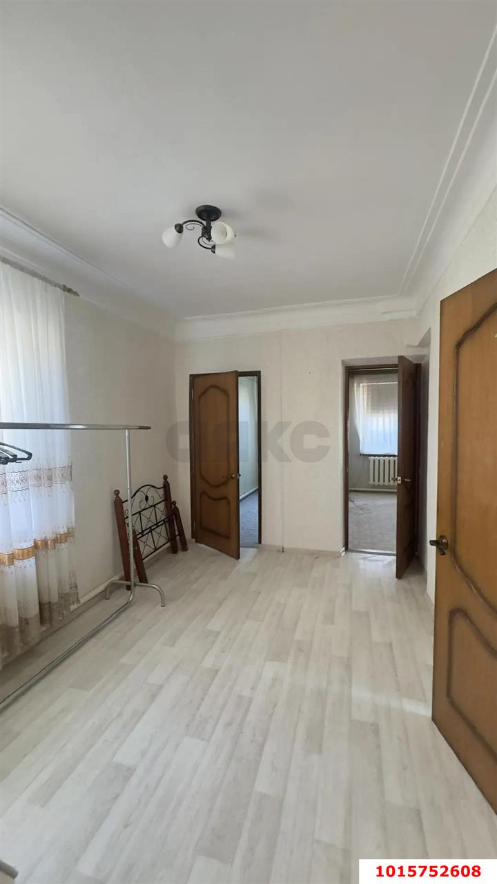 Фото №10: Дом 135 м² + 4.5 сот. - Краснодар, Прикубанский внутригородской округ, мкр. Краевая Клиническая Больница, пр-д Российский, 13