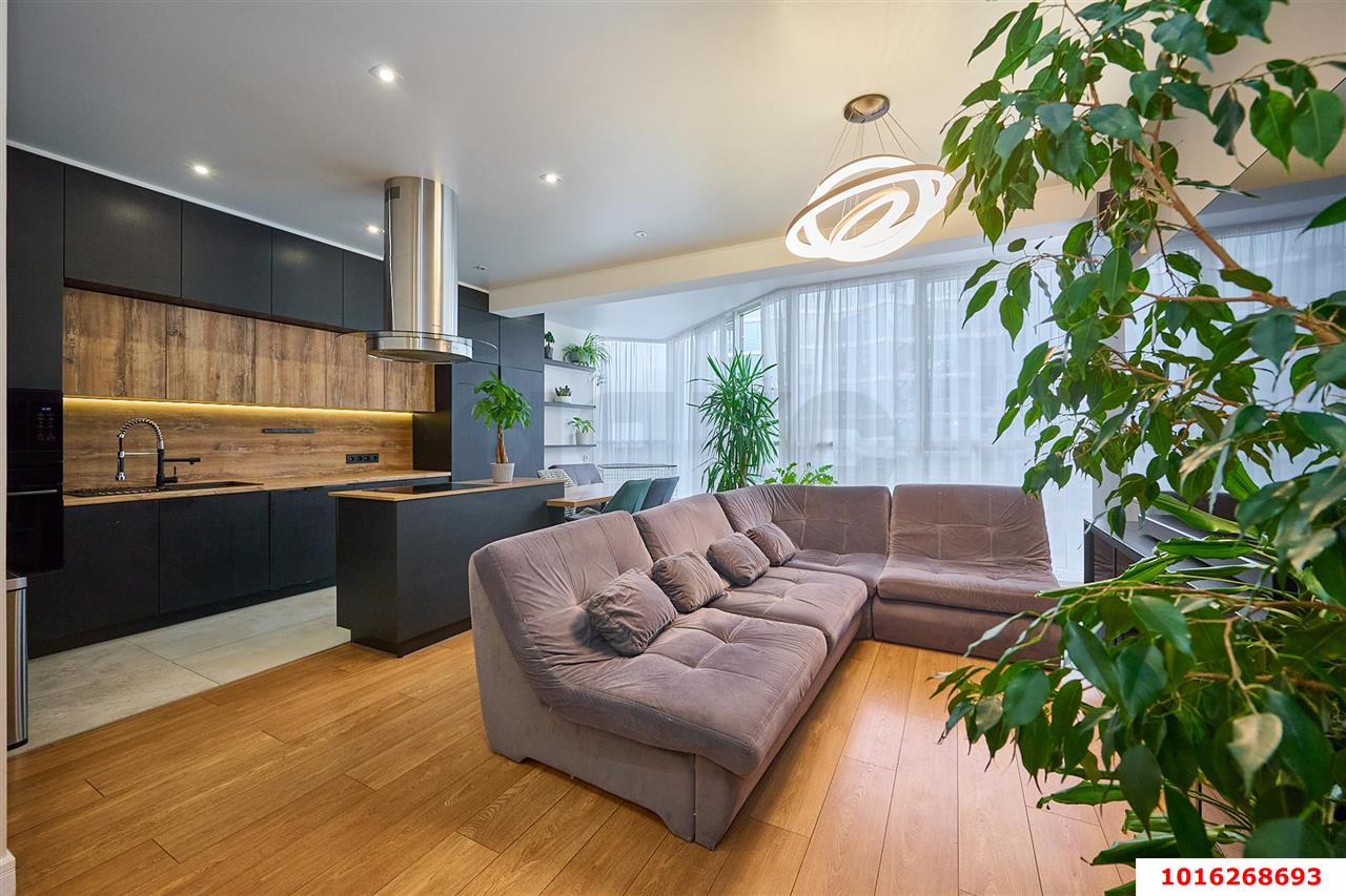 Фото №1: 2-комнатная квартира 105 м² - Краснодар, ЖК Седьмой Континент, Отделение № 1 совхоза Солнечный, Прикубанский внутригородской округ, Фестивальный, мкр. жилой комплекс Седьмой Континент, ул. Совхозная, 1к5