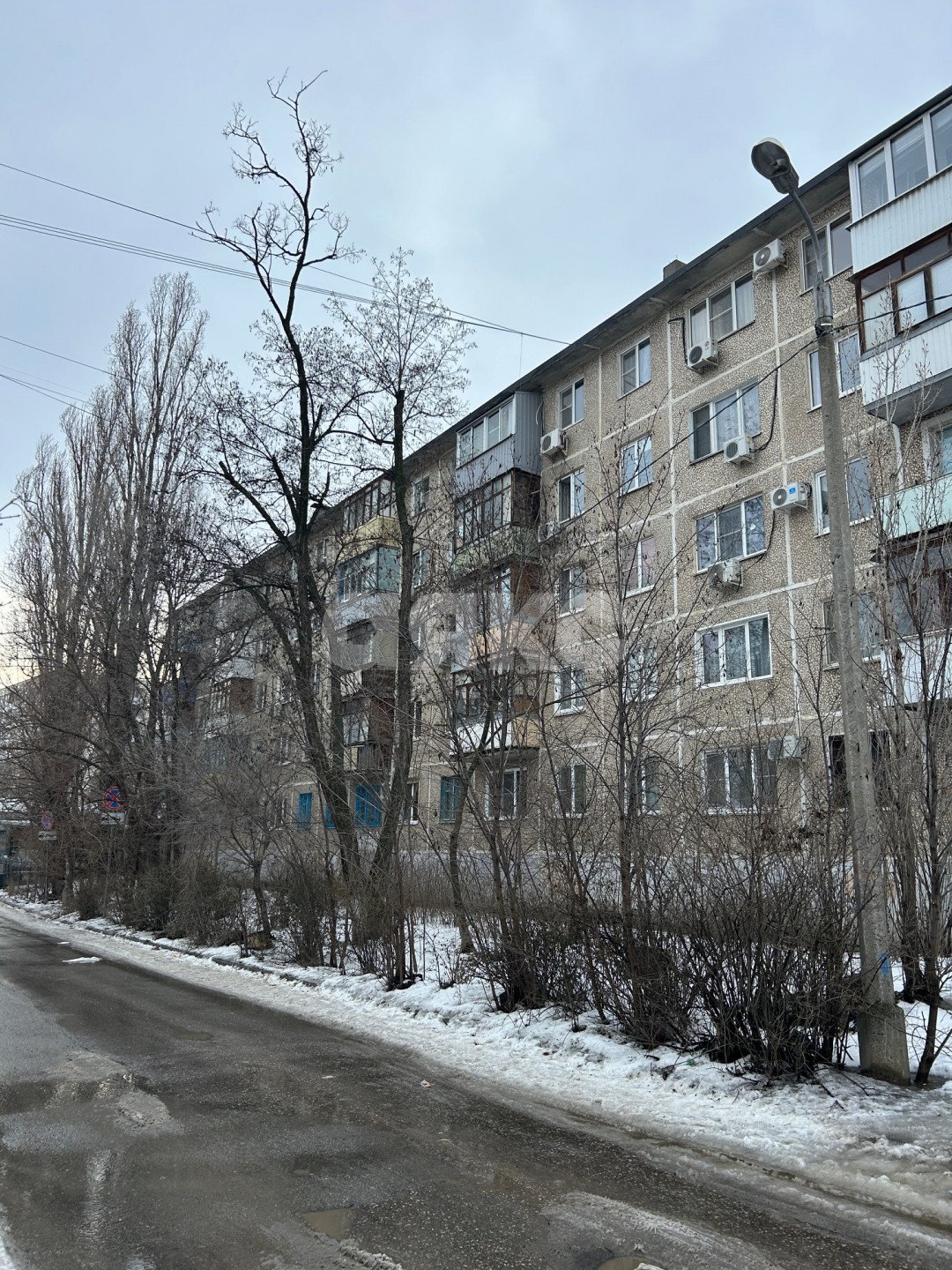 Фото №1: 3-комнатная квартира <span class="whitespace-nowrap">60 м²</span>, <span class="whitespace-nowrap">5/5 эт.</span> - Волгоград, р. Краснооктябрьский, ул. Генерала Штеменко, 26