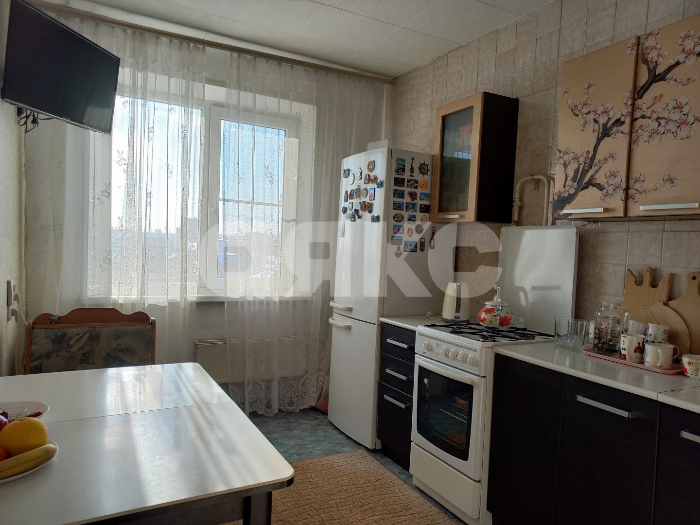 Фото №2: 4-комнатная квартира <span class="whitespace-nowrap">92 м²</span>, <span class="whitespace-nowrap">9/9 эт.</span> - Волгоград, р. Краснооктябрьский, ул. Богунская, 10А