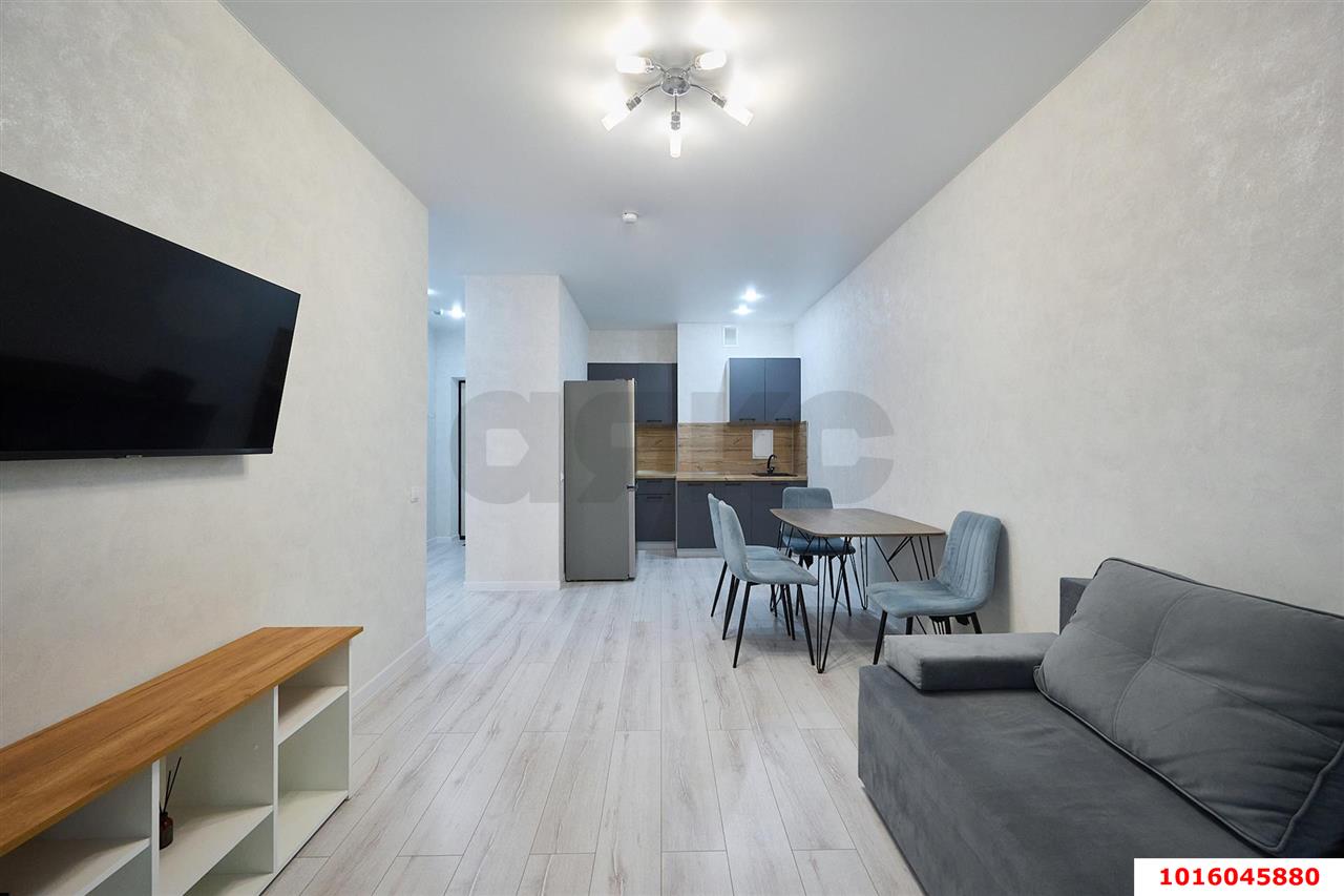 Фото №2: 1-комнатная квартира 56 м² - Краснодар, Прикубанский внутригородской округ, мкр. Россинского, б-р Адмирала Пустошкина