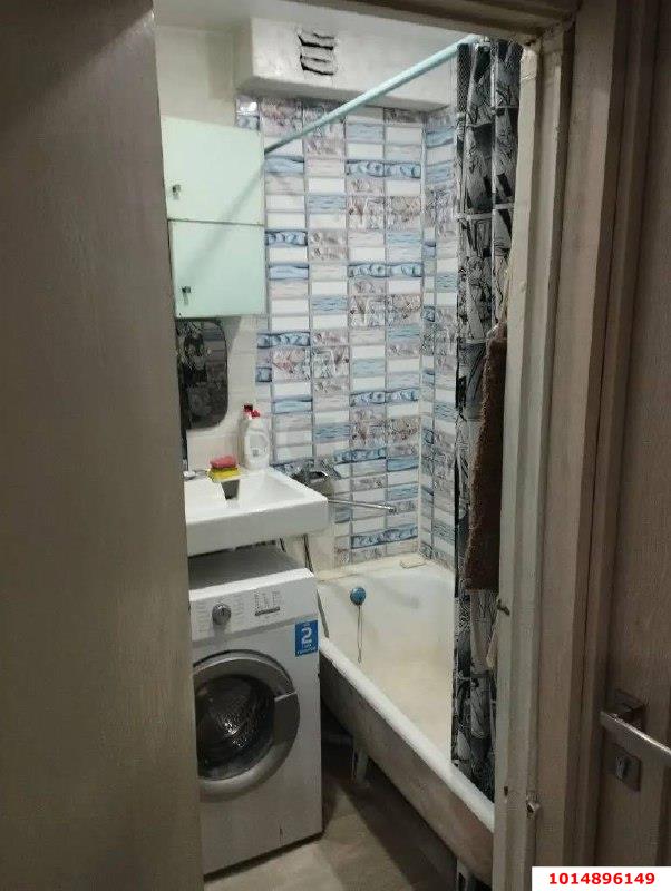 Фото №8: 4-комнатная квартира 58 м² - Краснодар, ул. Атарбекова, 40