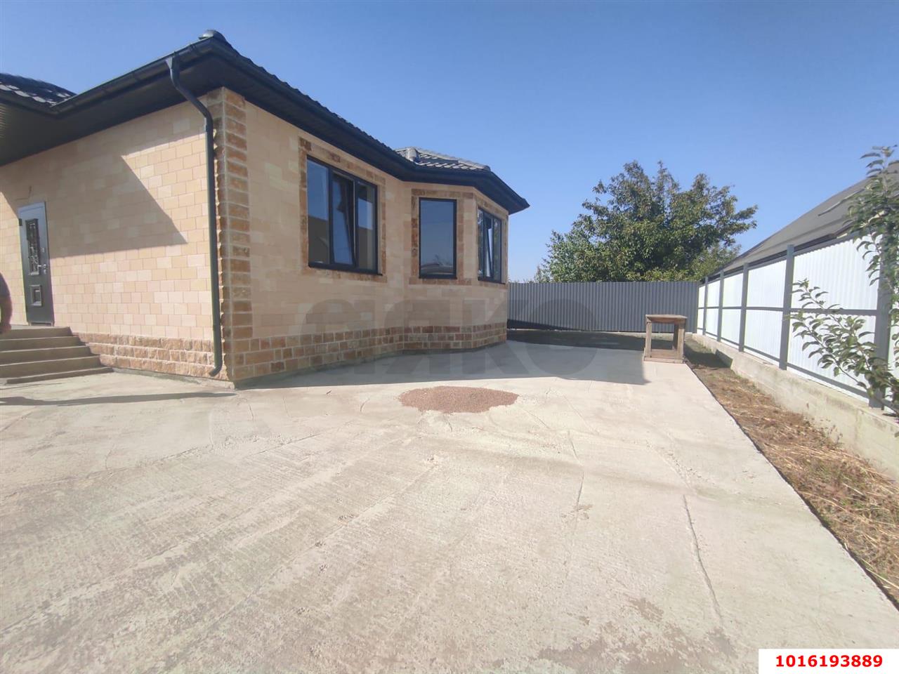 Фото №1: Дом 88 м² + 4.5 сот. - Новотитаровская, ул. Луначарского, 230