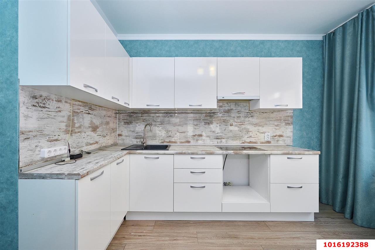 Фото №3: 2-комнатная квартира 75 м² - Краснодар, Прикубанский внутригородской округ, мкр. Восточно-Кругликовский, ул. Восточно-Кругликовская, 46/Б