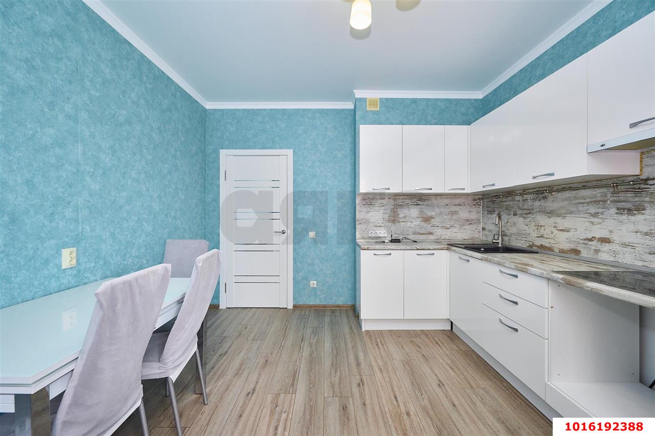 Фото №4: 2-комнатная квартира 75 м² - Краснодар, Прикубанский внутригородской округ, мкр. Восточно-Кругликовский, ул. Восточно-Кругликовская, 46/Б