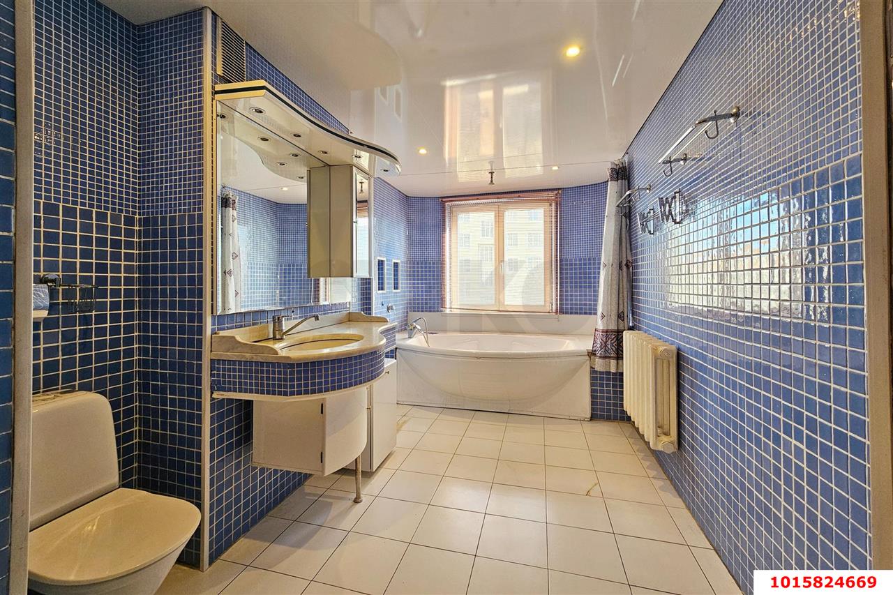 Фото №13: 4-комнатная квартира 140 м² - Краснодар, мкр. Западный внутригородской округ, ул. Фёдора Лузана, 14