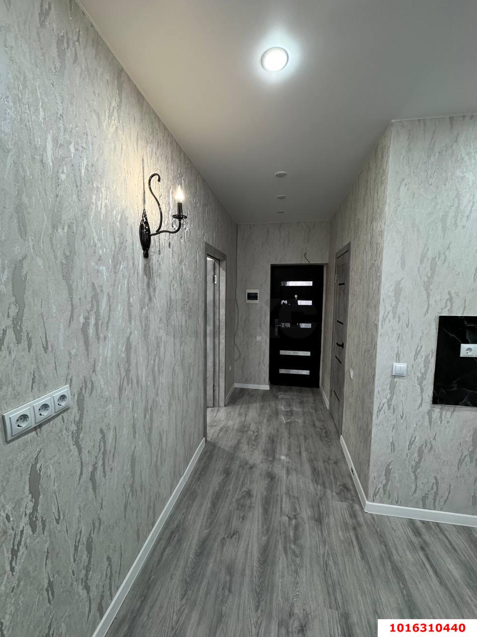 Фото №3: 1-комнатная квартира 29 м² - Краснодар, Прикубанский внутригородской округ, Калинино, мкр. Завод Радиоизмерительных Приборов, б-р Интернациональный, 110/1Ж