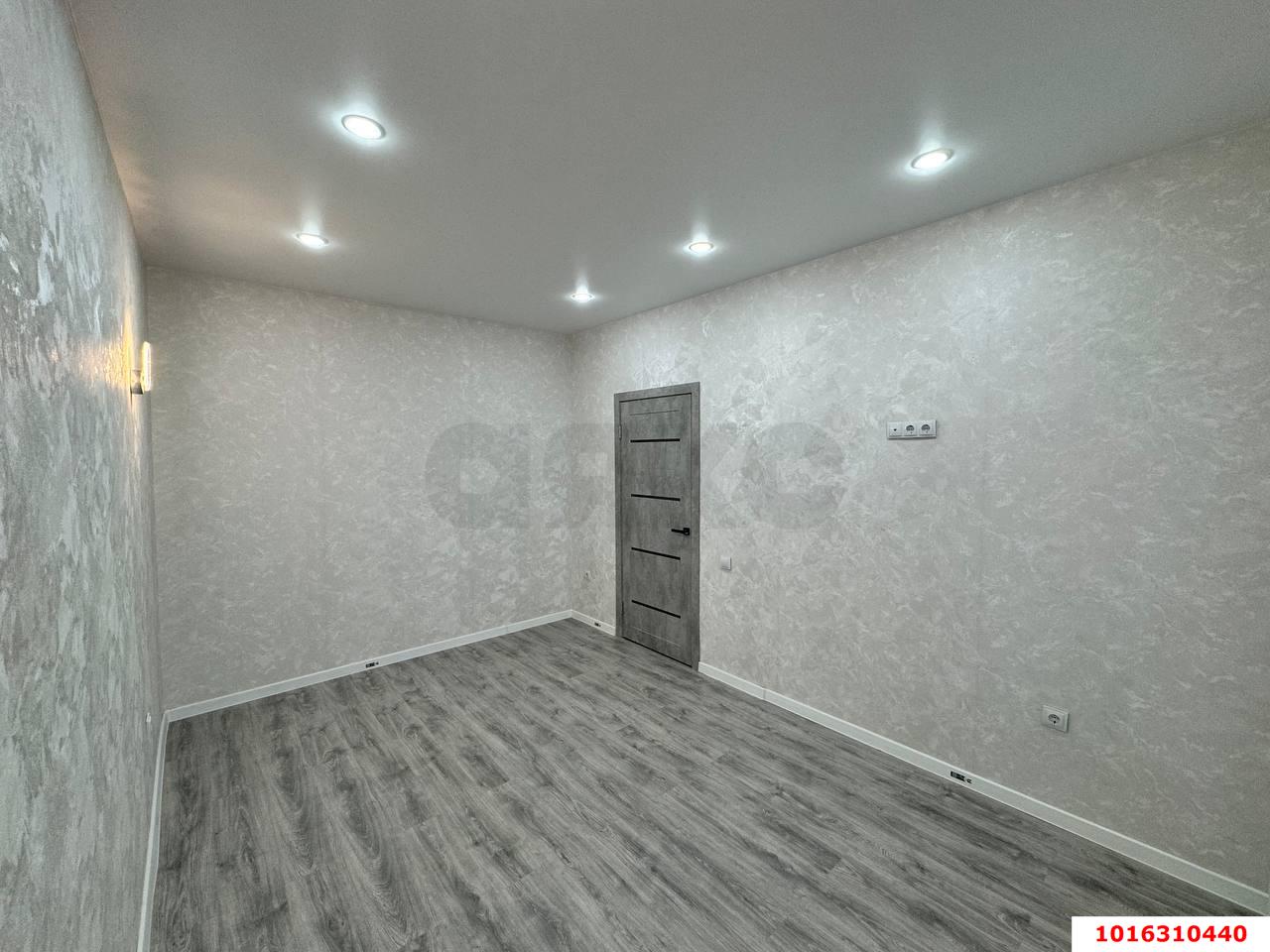 Фото №5: 1-комнатная квартира 29 м² - Краснодар, Прикубанский внутригородской округ, Калинино, мкр. Завод Радиоизмерительных Приборов, б-р Интернациональный, 110/1Ж