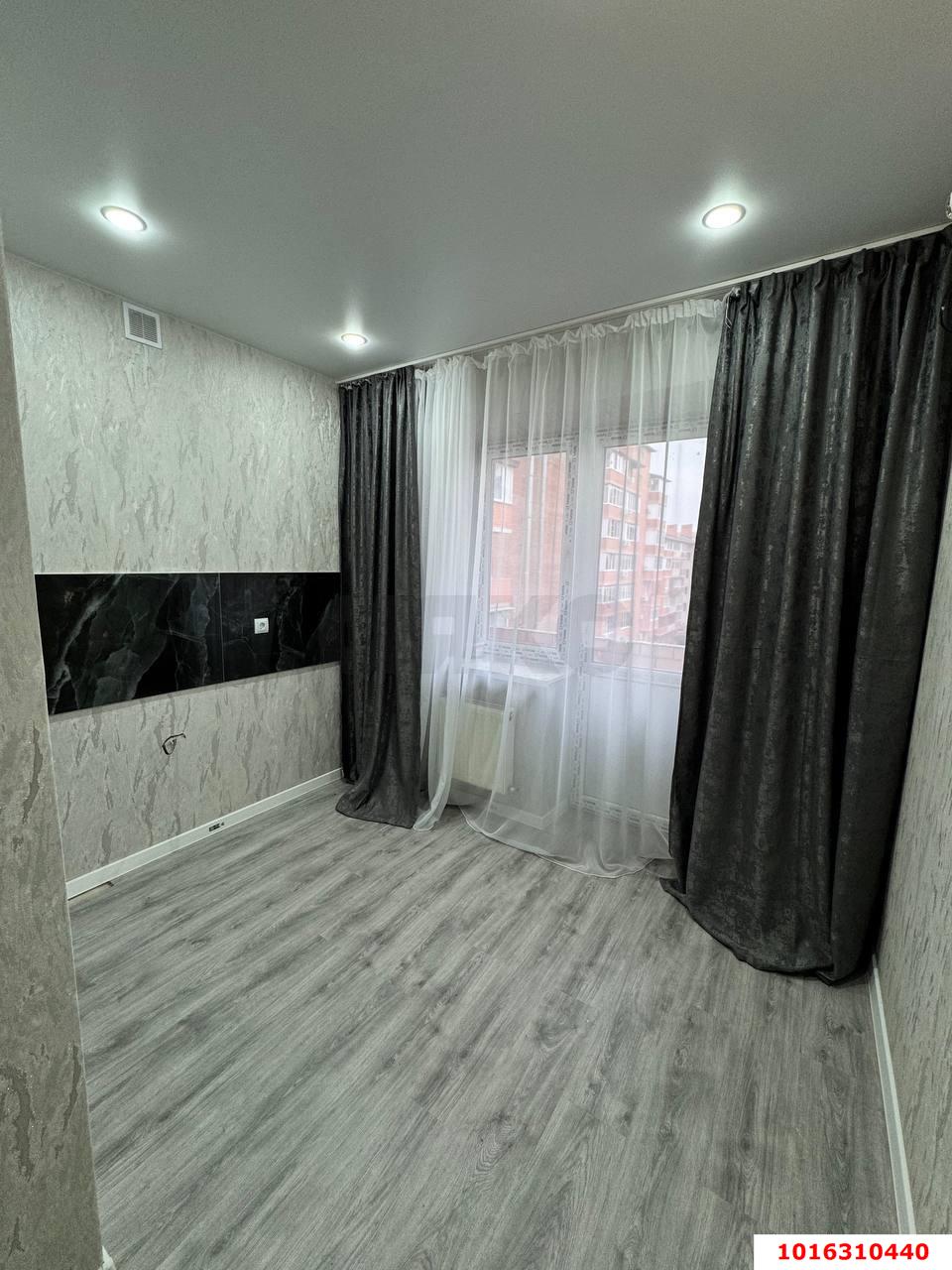 Фото №2: 1-комнатная квартира 29 м² - Краснодар, Прикубанский внутригородской округ, Калинино, мкр. Завод Радиоизмерительных Приборов, б-р Интернациональный, 110/1Ж