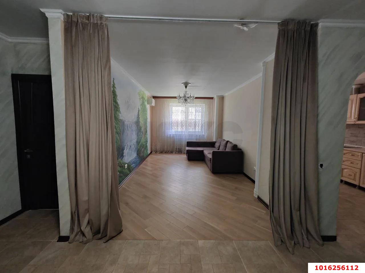 Фото №2: 2-комнатная квартира 68 м² - Краснодар, Музыкальный, ЖК Времена Года, Завод Радиоизмерительных Приборов, Прикубанский внутригородской округ, жилой комплекс Времена года, мкр. имени Петра Метальникова, ул. Петра Метальникова, 5к3