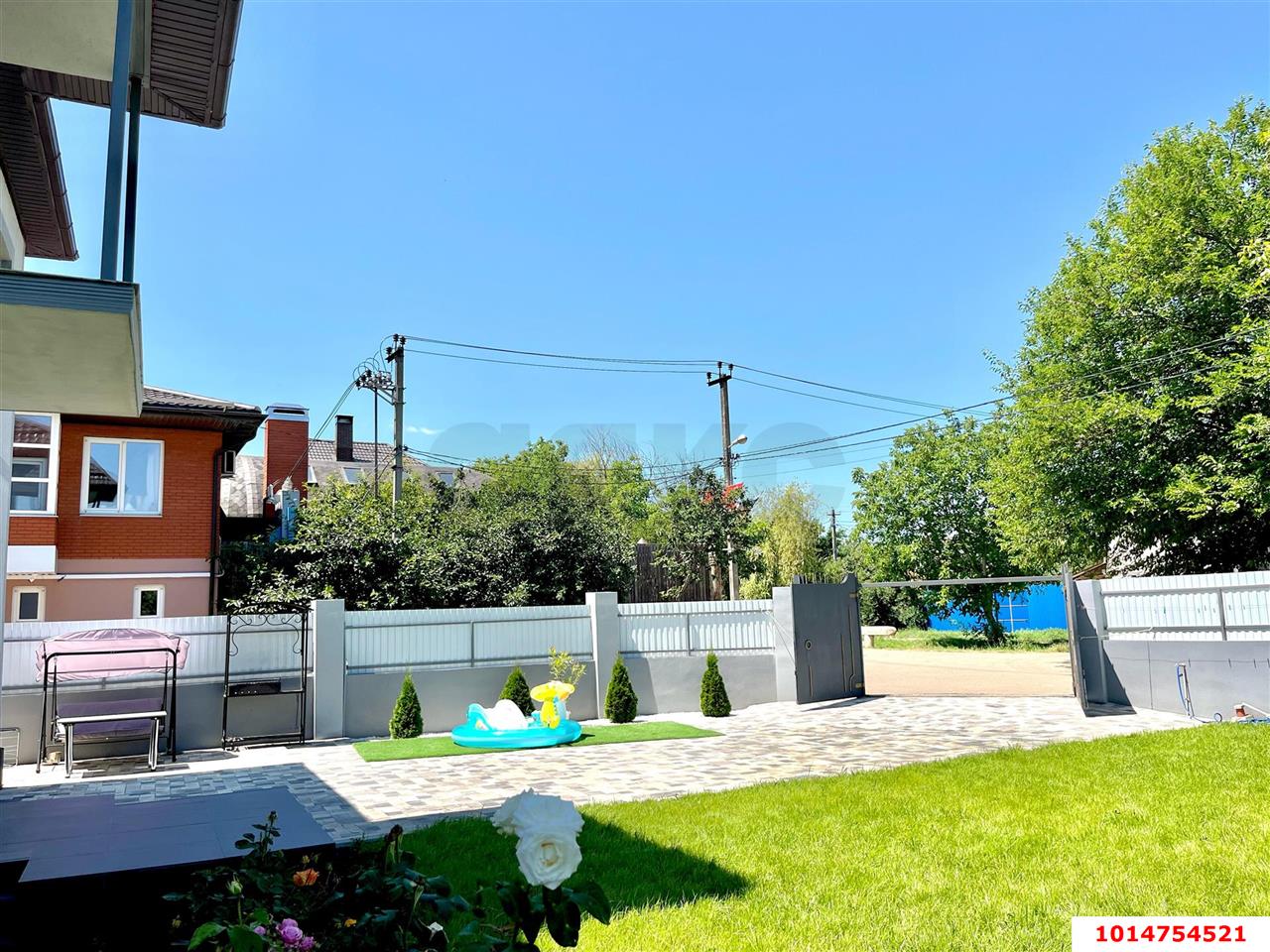 Фото №1: Дом 220 м² + 4.29 сот. - Елизаветинская, Прикубанский внутригородской округ, ст Восход, ул. Центральная, 9