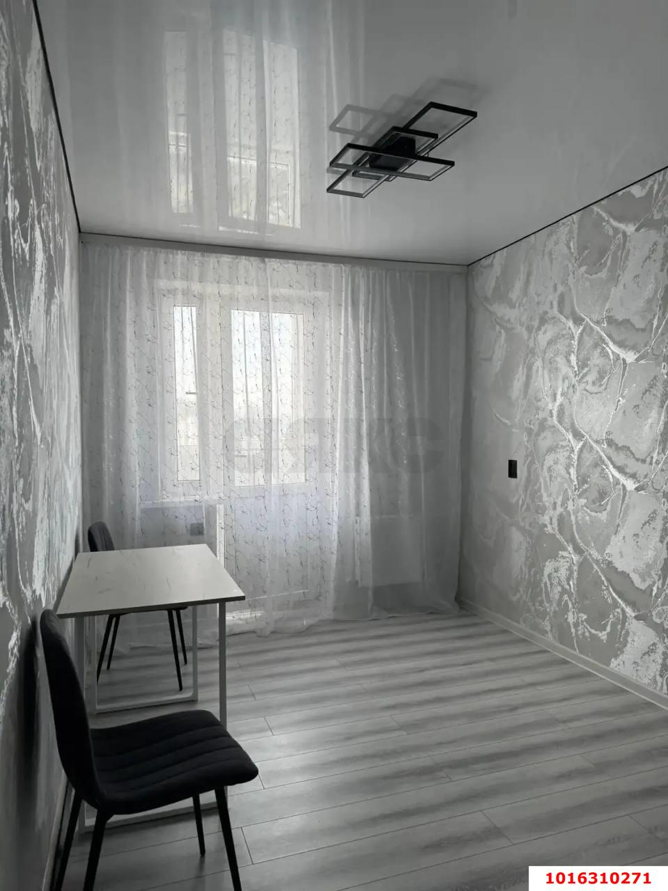 Фото №2: 1-комнатная квартира 36 м² - Краснодар, Музыкальный, Прикубанский внутригородской округ, Завод Радиоизмерительных Приборов, мкр. имени Петра Метальникова, ул. Петра Метальникова, 3/1к2