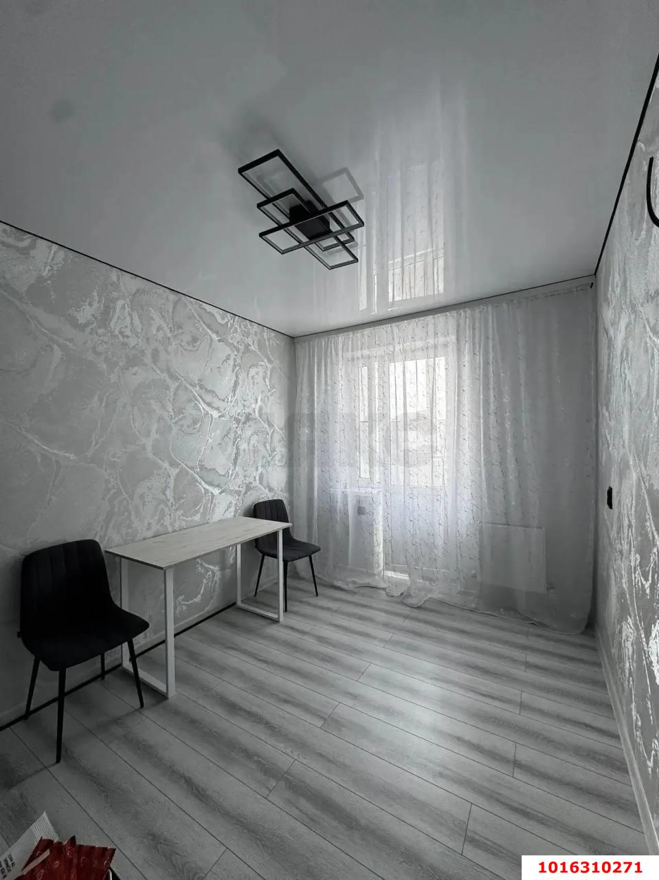 Фото №1: 1-комнатная квартира 36 м² - Краснодар, Музыкальный, Прикубанский внутригородской округ, Завод Радиоизмерительных Приборов, мкр. имени Петра Метальникова, ул. Петра Метальникова, 3/1к2