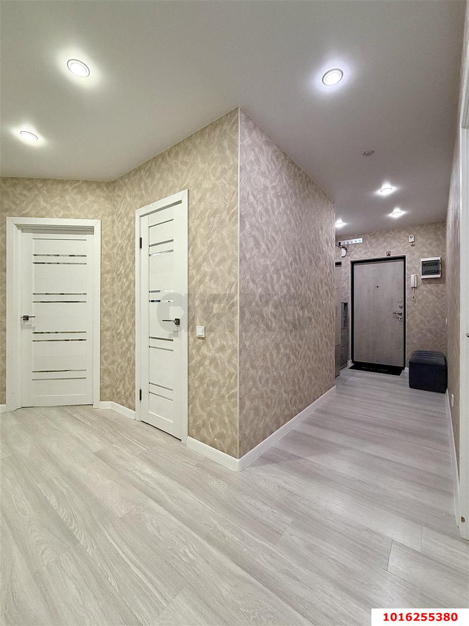 Фото №14: 3-комнатная квартира 95 м² - Краснодар, жилой комплекс Победа-2, Прикубанский внутригородской округ, Завод Радиоизмерительных Приборов, мкр. имени Петра Метальникова, ул. Цезаря Куникова, 35