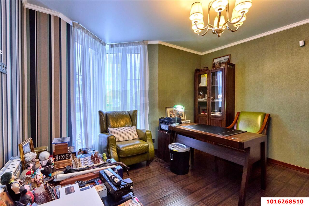 Фото №10: 4-комнатная квартира 150 м² - Краснодар, Центральный внутригородской округ, Западный внутригородской округ, мкр. Центральный, ул. Кубанская набережная, 31/1