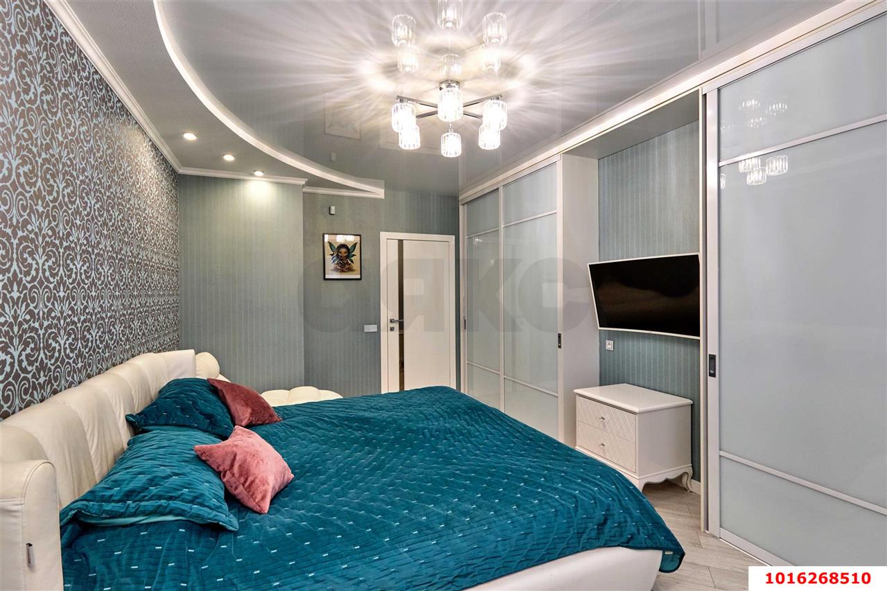 Фото №8: 4-комнатная квартира 150 м² - Краснодар, Центральный внутригородской округ, Западный внутригородской округ, мкр. Центральный, ул. Кубанская набережная, 31/1