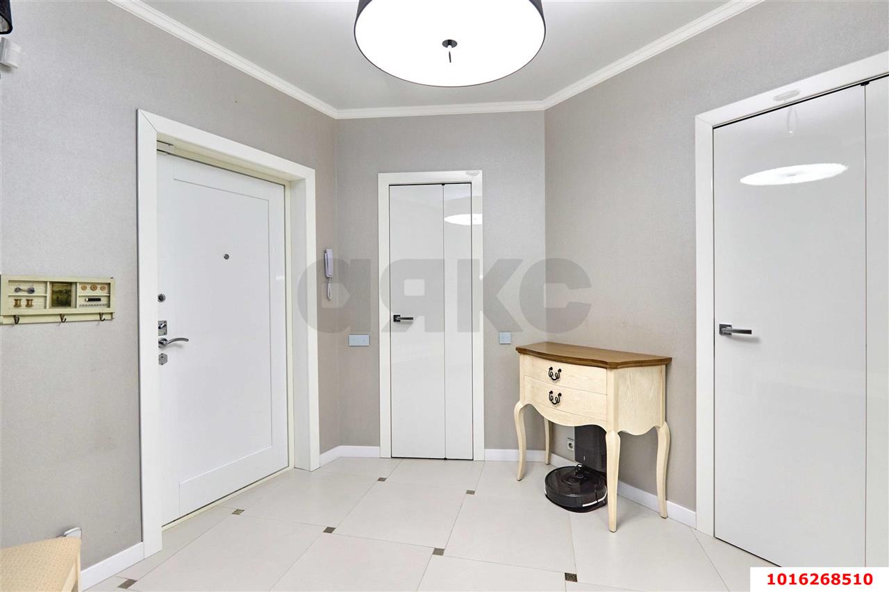 Фото №17: 4-комнатная квартира 150 м² - Краснодар, Центральный внутригородской округ, Западный внутригородской округ, мкр. Центральный, ул. Кубанская набережная, 31/1