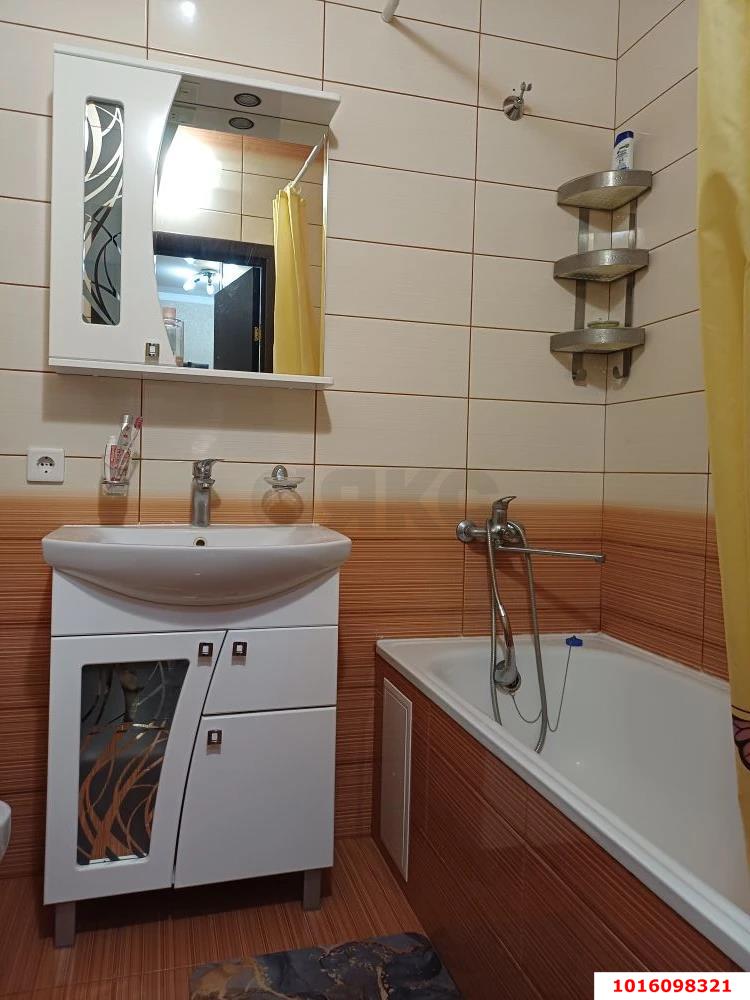 Фото №9: 1-комнатная квартира 38 м² - Краснодар, Прикубанский внутригородской округ, мкр. Краевая Клиническая Больница, ул. Домбайская, 6/2