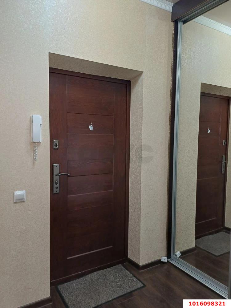 Фото №6: 1-комнатная квартира 38 м² - Краснодар, Прикубанский внутригородской округ, мкр. Краевая Клиническая Больница, ул. Домбайская, 6/2