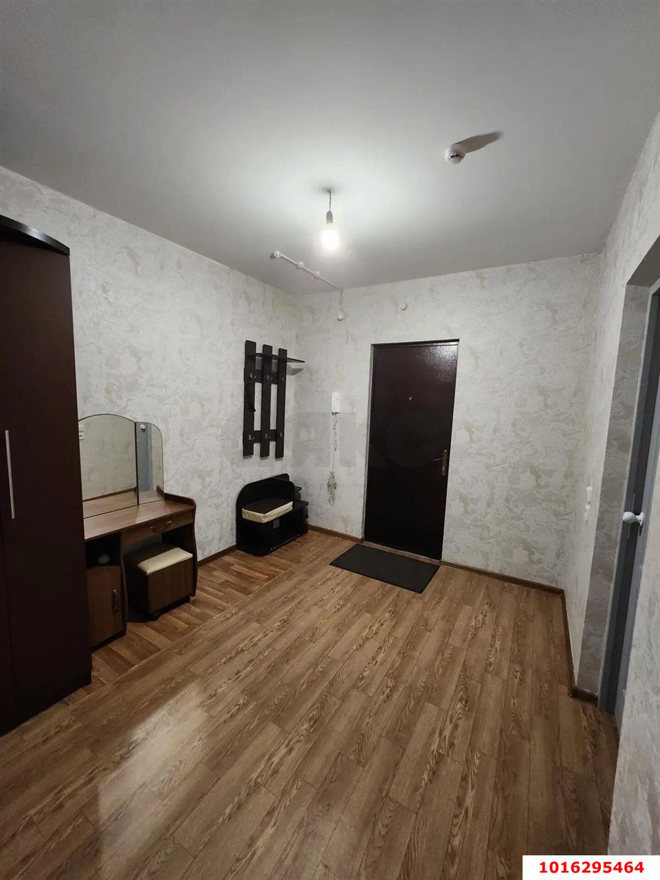Фото №10: 2-комнатная квартира <span class="whitespace-nowrap">61 м²</span>, <span class="whitespace-nowrap">14/16 эт.</span> - Краснодар, Прикубанский внутригородской округ, мкр. Восточно-Кругликовский, ул. Героев-Разведчиков, 26