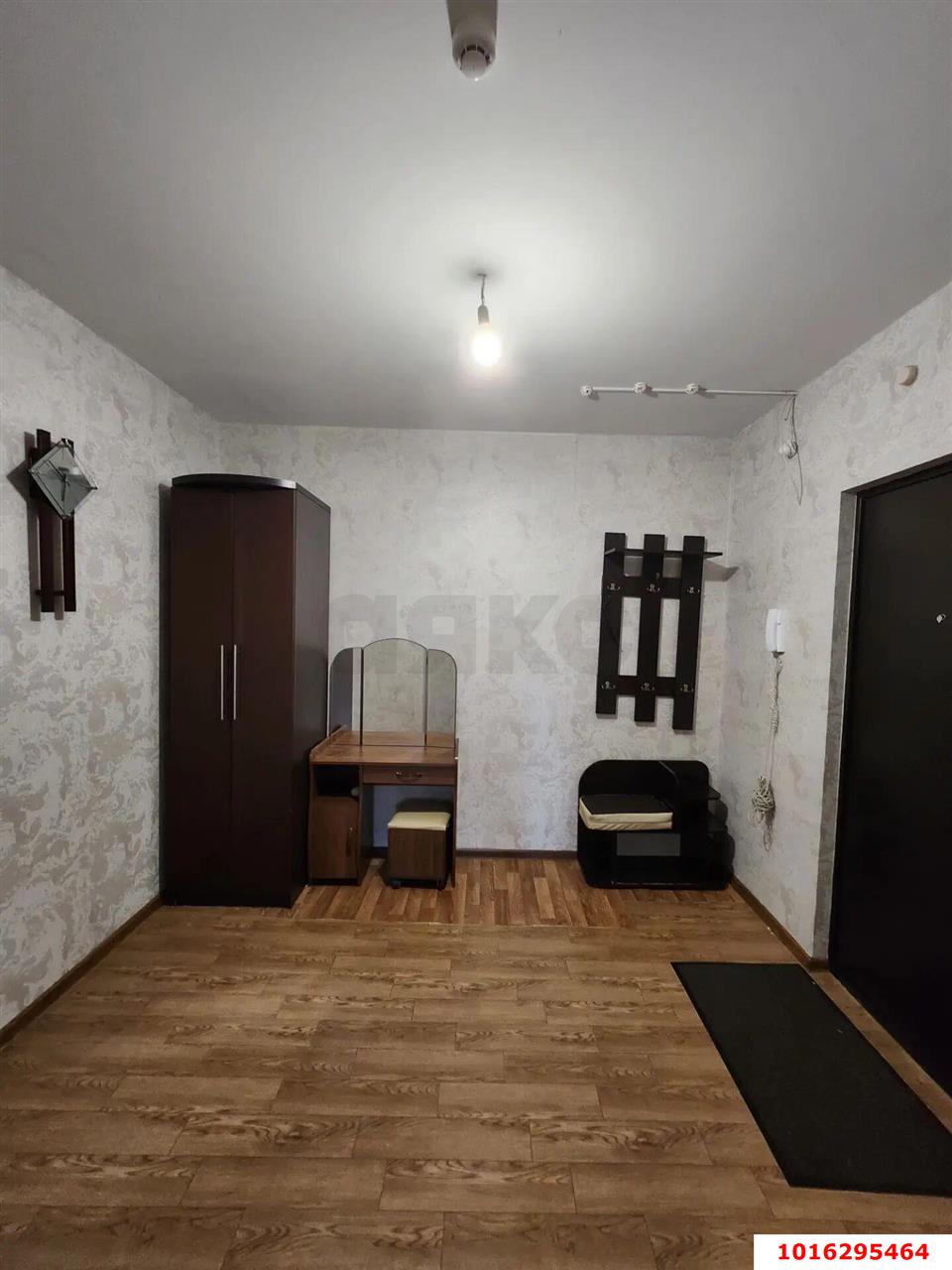Фото №9: 2-комнатная квартира <span class="whitespace-nowrap">61 м²</span>, <span class="whitespace-nowrap">14/16 эт.</span> - Краснодар, Прикубанский внутригородской округ, мкр. Восточно-Кругликовский, ул. Героев-Разведчиков, 26