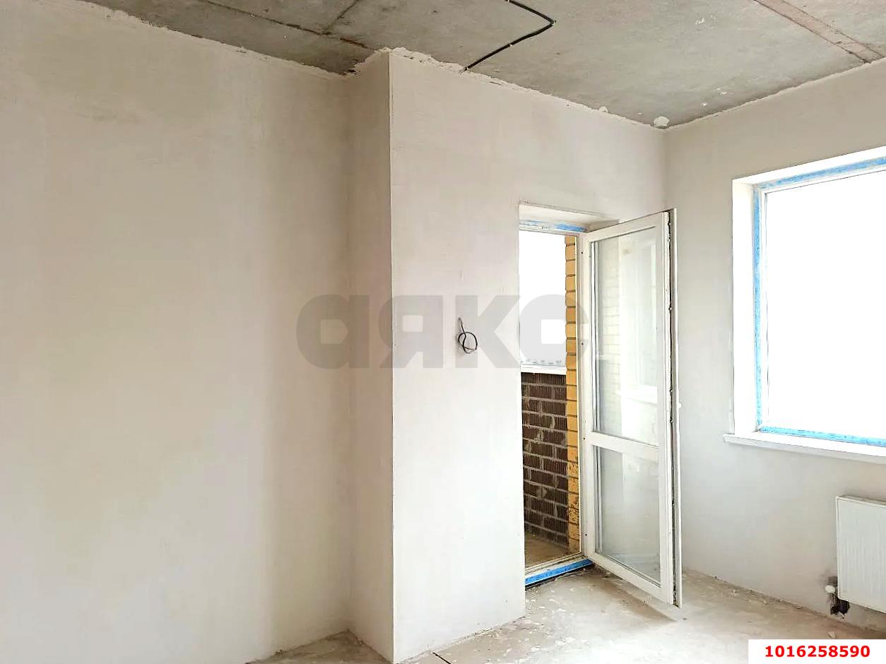 Фото №1: 3-комнатная квартира 81 м² - Краснодар, Прикубанский внутригородской округ, мкр. Музыкальный, ул. Московская, 158/4