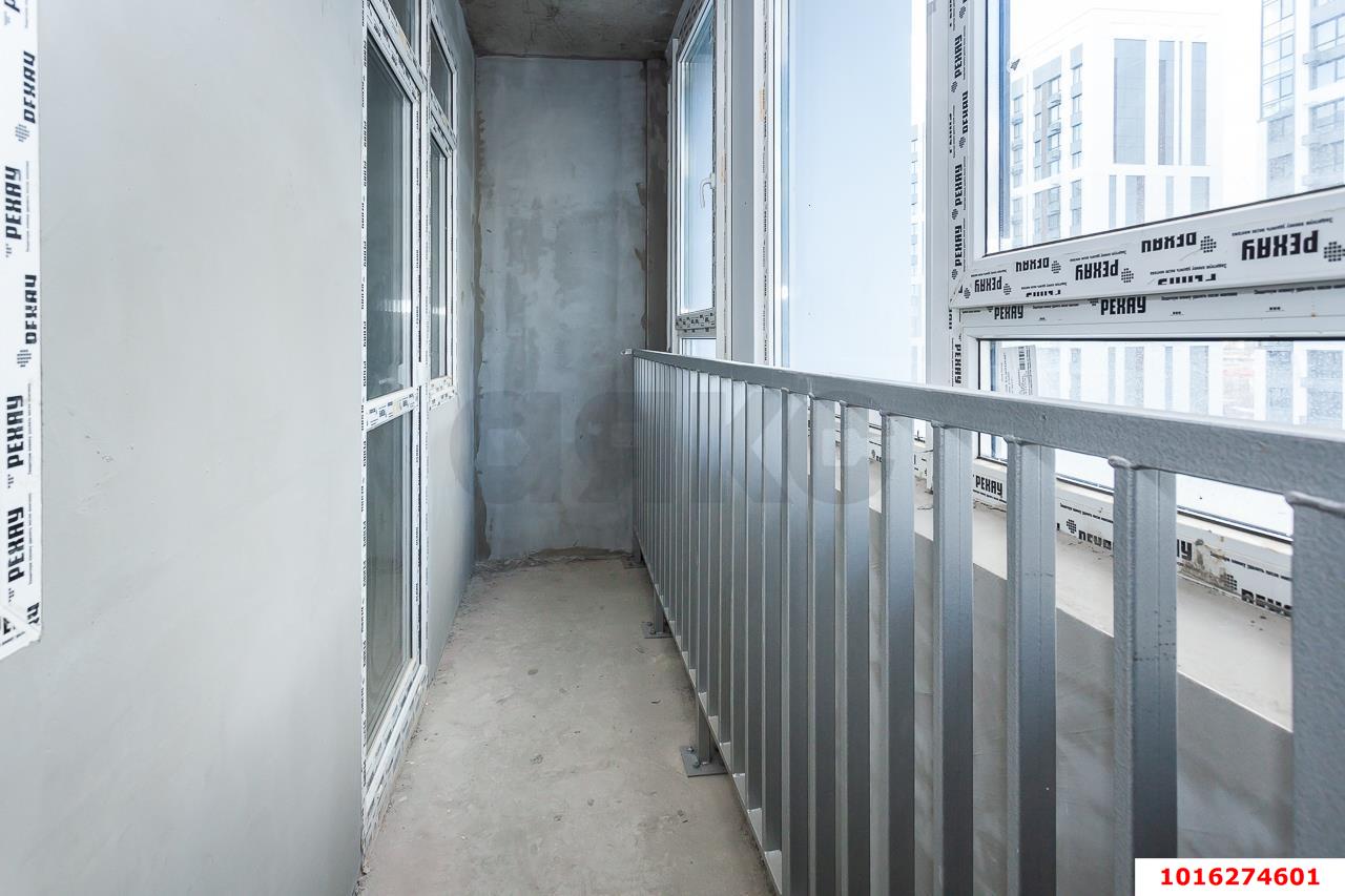 Фото №8: Студия 28 м² - Краснодар, Центральный внутригородской округ, Табачная Фабрика, мкр. ЖК Все Свои Вип, ул. Колхозная, 5/2к3