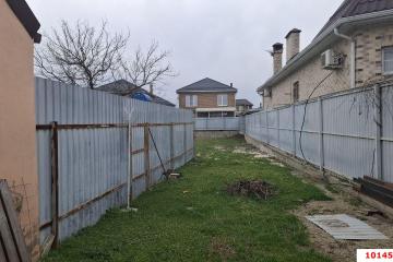 Фото №1: Земельный участок 7.5 сот. - Новая Адыгея, ул. Шовгенова, 54